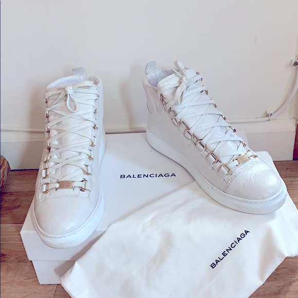Balenciaga Arena - Picture 1 of 3